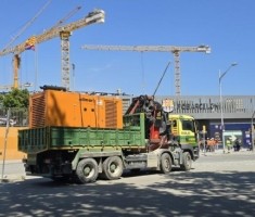 世体：发电机抵达施工现场，诺坎普球场工程进度未受停电影响