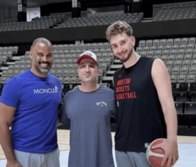 开云体育app下载-乌度卡：我告诉申京打出侵略性，打出一直以来的统治力